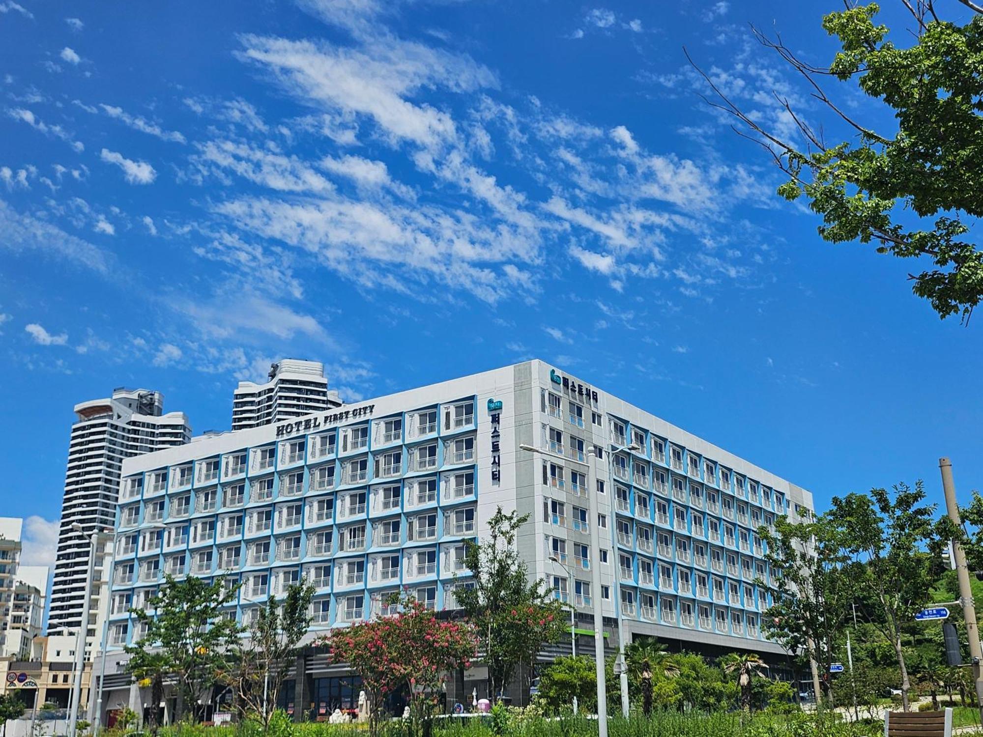 Yeosu Hotel First City Dış mekan fotoğraf