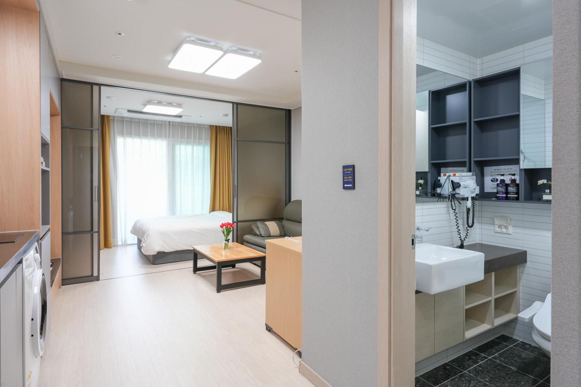Yeosu Hotel First City Dış mekan fotoğraf