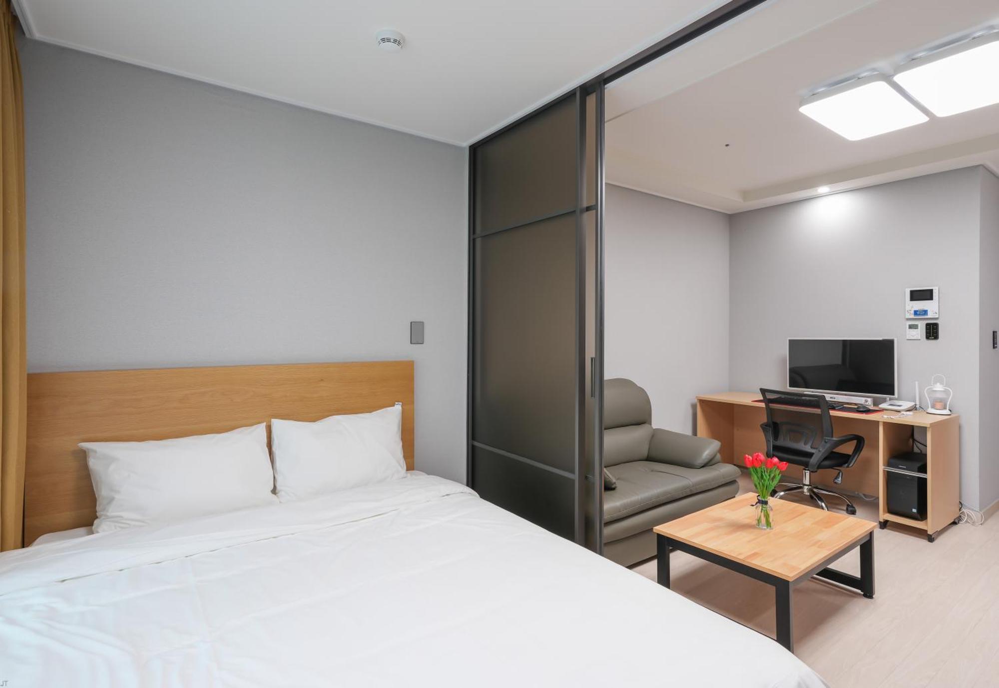 Yeosu Hotel First City Dış mekan fotoğraf