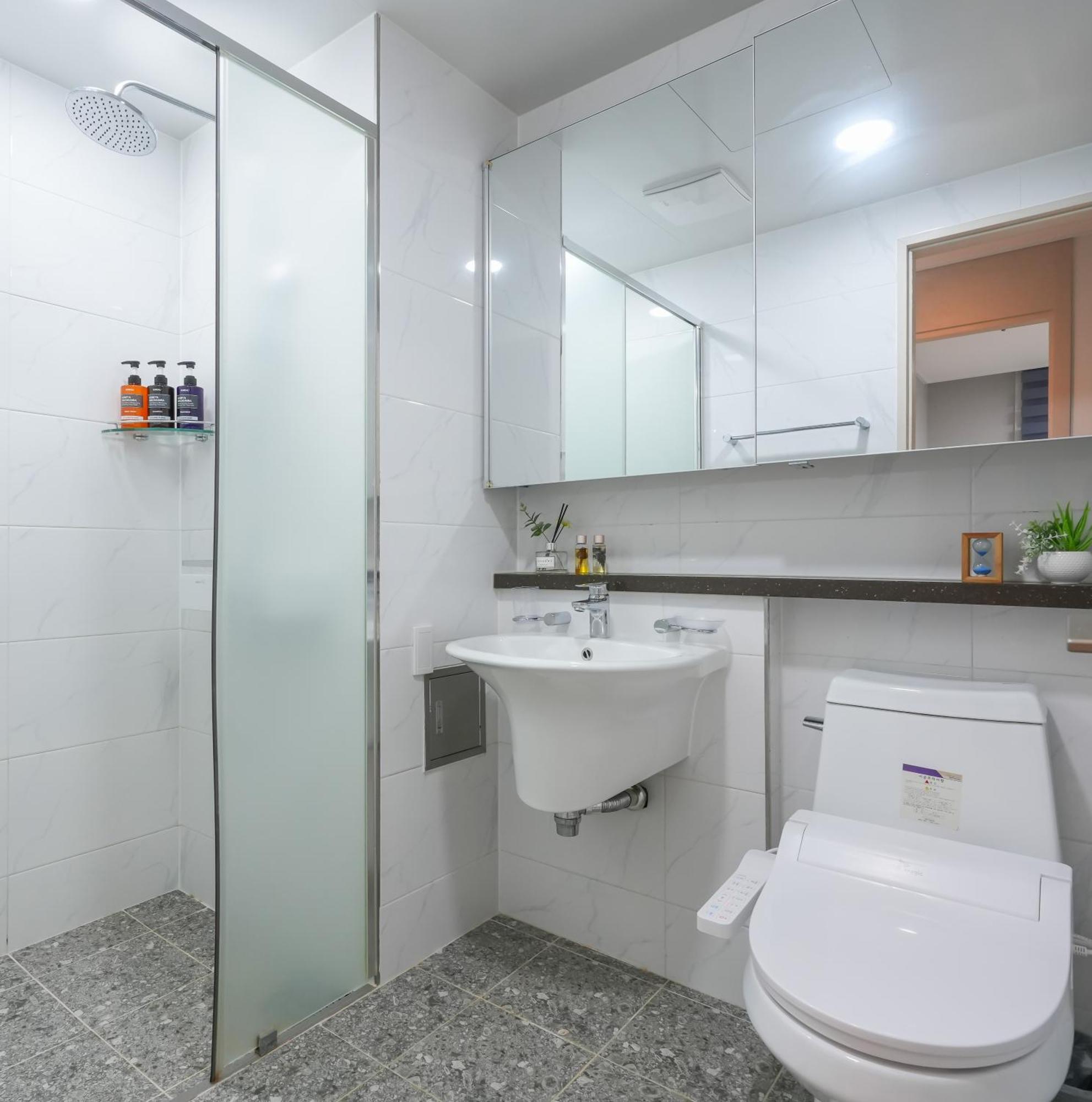 Yeosu Hotel First City Dış mekan fotoğraf